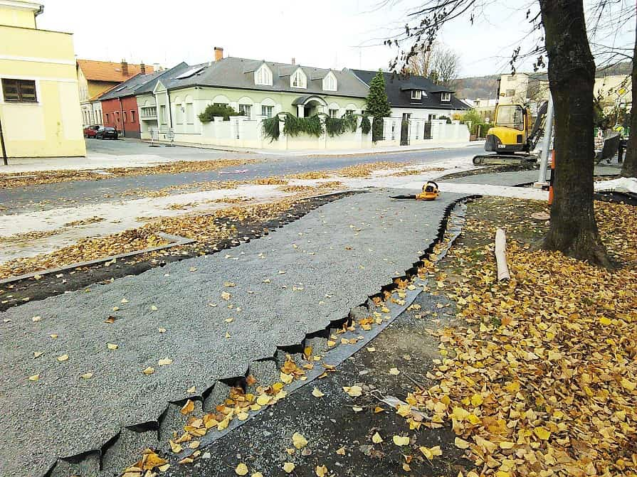 Talaj megerősítése geocellákkal