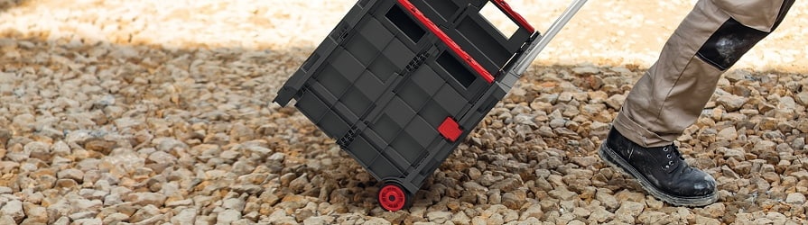 Szállítódobozok és kocsik