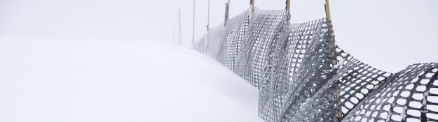 Hófúvás elleni védőháló