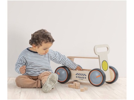Fa autó és járássegítő Police
