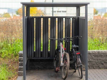 Westmann (h. 203 × sz. 180 × m. 210 cm)